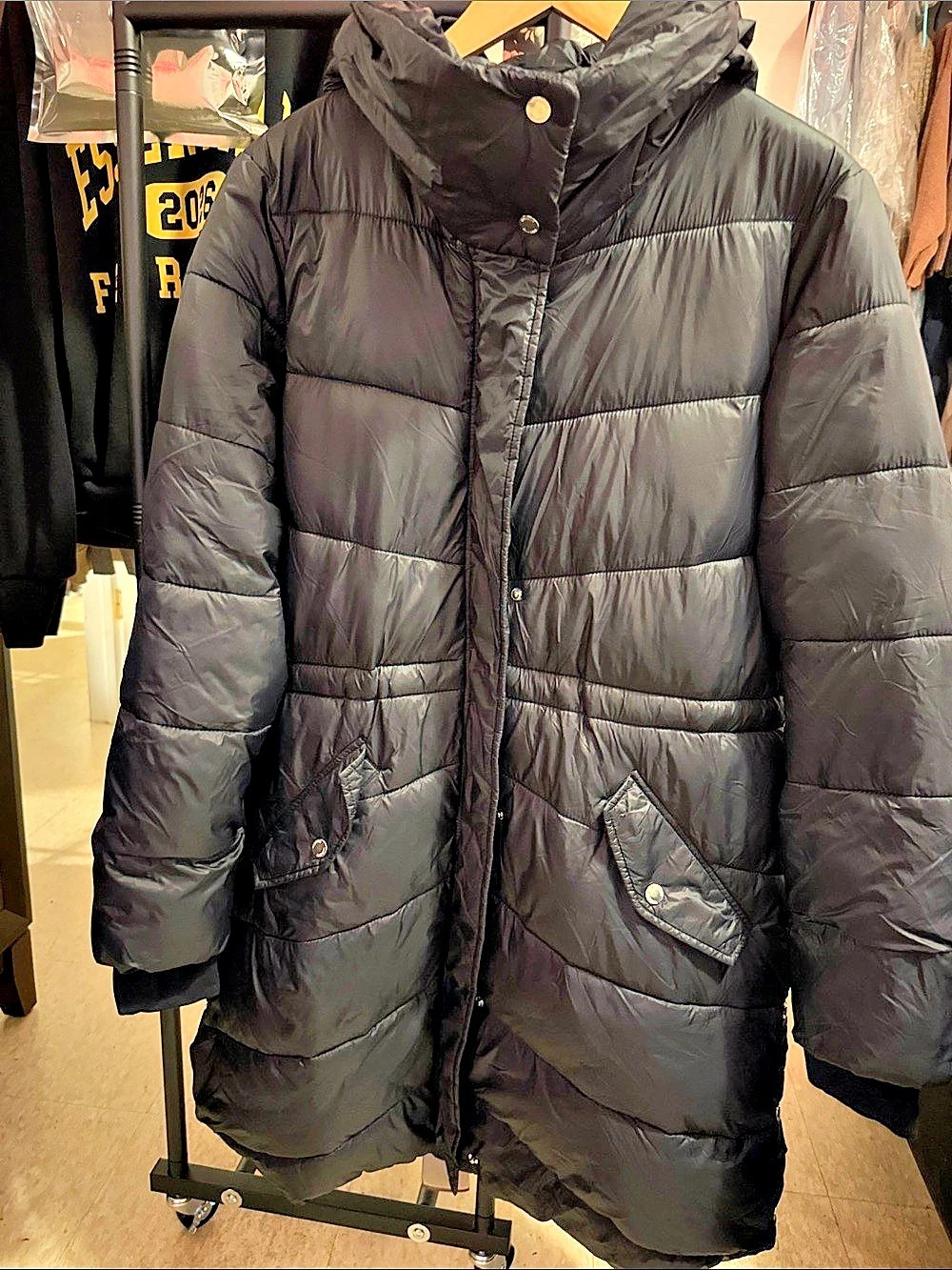 Hollister Puffer Collection Hooded Jacket Black XL